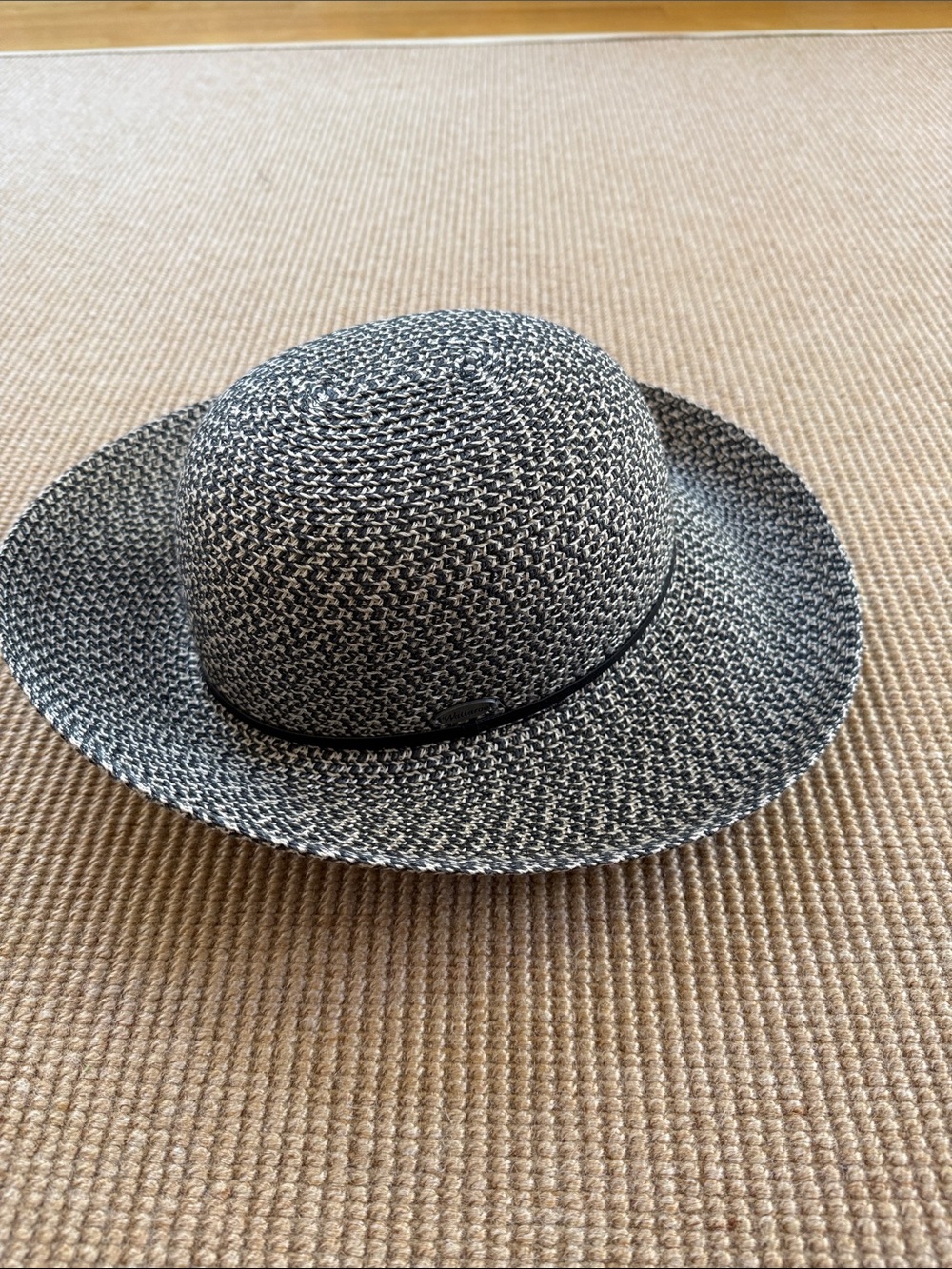 Wallaroo Amelia Black & Tan Paper Braid Sunhat - Picture 6 of 6